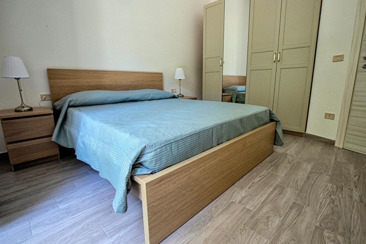 Garden House: Apartments And Rooms For Holidays Palermo Buitenkant foto