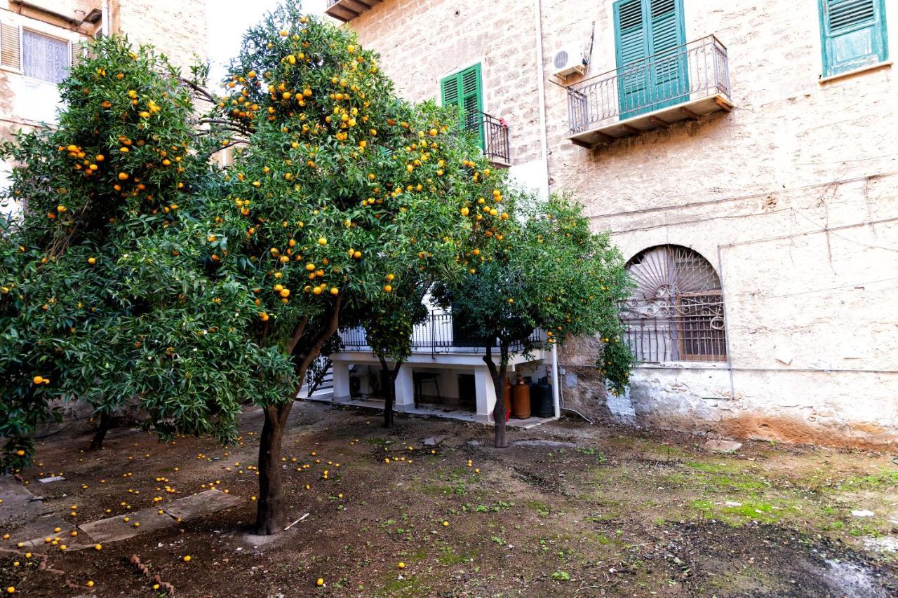 Garden House: Apartments And Rooms For Holidays Palermo Buitenkant foto