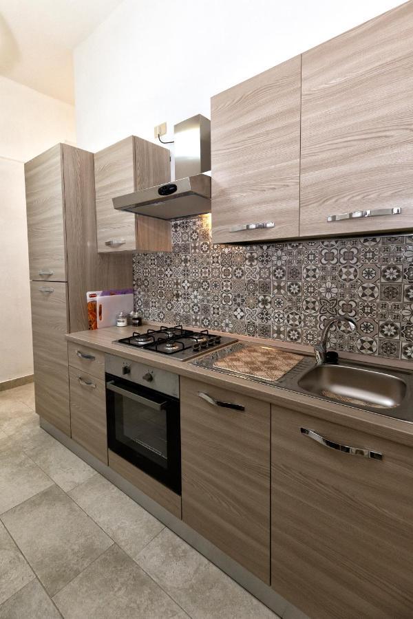 Garden House: Apartments And Rooms For Holidays Palermo Buitenkant foto