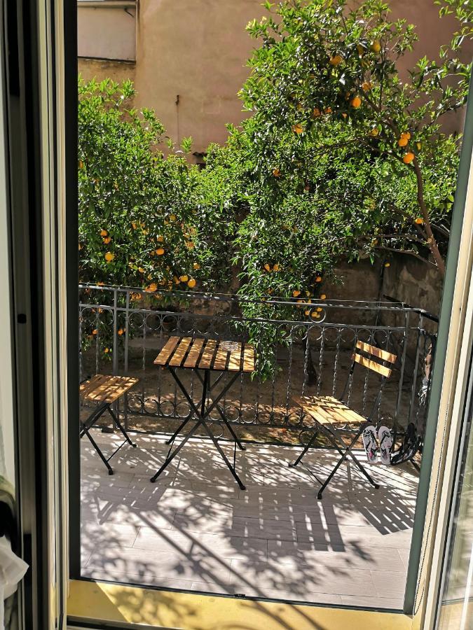 Garden House: Apartments And Rooms For Holidays Palermo Buitenkant foto